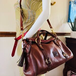 Auth DOONEY & BOURKE Florentine Brown Leather Crossbody Bag
